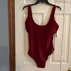 NWT-Kona SOL-XL-burgundy-pucker Square neck, medium coverage, one piece swimsuit
